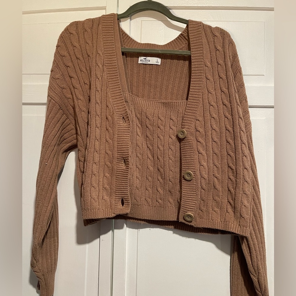NWT Hollister crop sweater & top